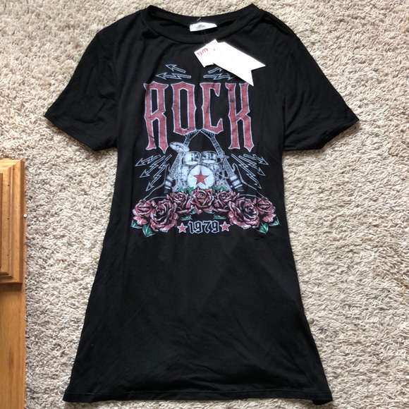 Tops - Casual ROCK t shirt